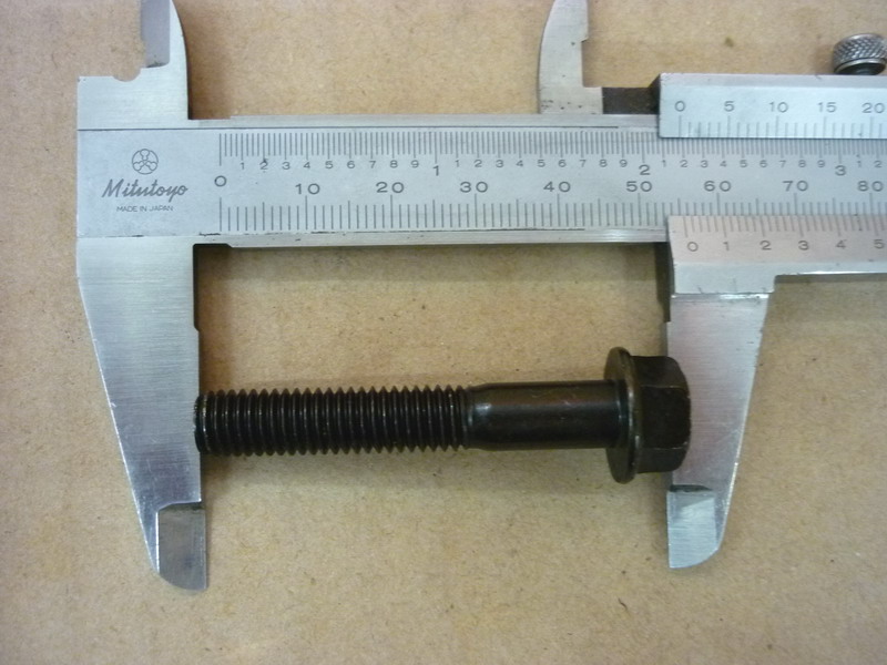 Винт с фланцем M8x48 SYM