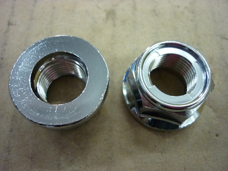 Гайка задней оси 16мм SYM