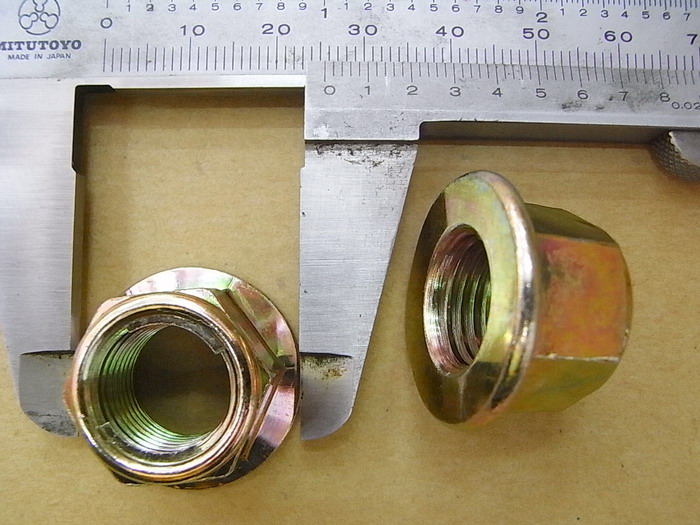 Гайка самоконтрящаяся М14 SYM