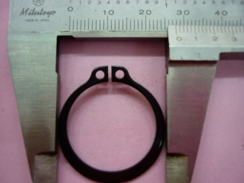 Кольцо стопорное SYM GTS 300 Maxsym 500 Wolf 250