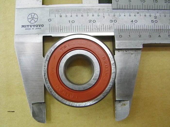 Подшипник ступицы радиальный передний 6201LU SYM Orbit 125 Symphony 125 Symphony 50 JoyRide 200 Allo 125 Allo 50 Crox 125 JetNaked 50 Jet 4 125 Jet 4 50 Orbit 50 GTS 300 Maxsym 400