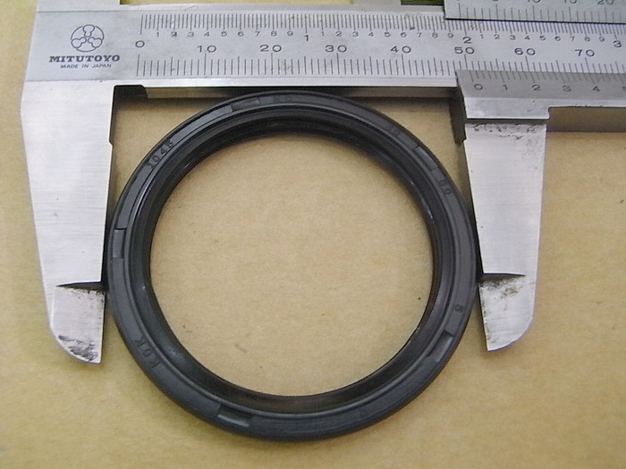 Пыльник ступицы колеса 40х50х5 SYM XS 125