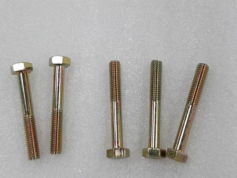 Болт шест 5х35 SYM