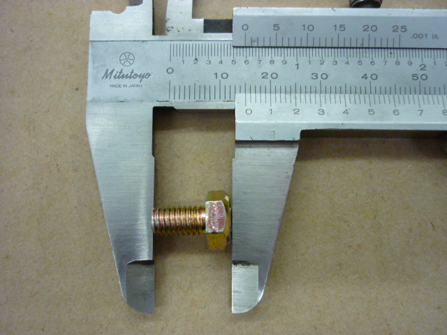 Болт шест 6х10 SYM