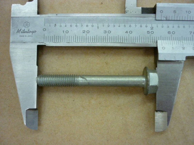 Винт с фланцем M6x50 SYM