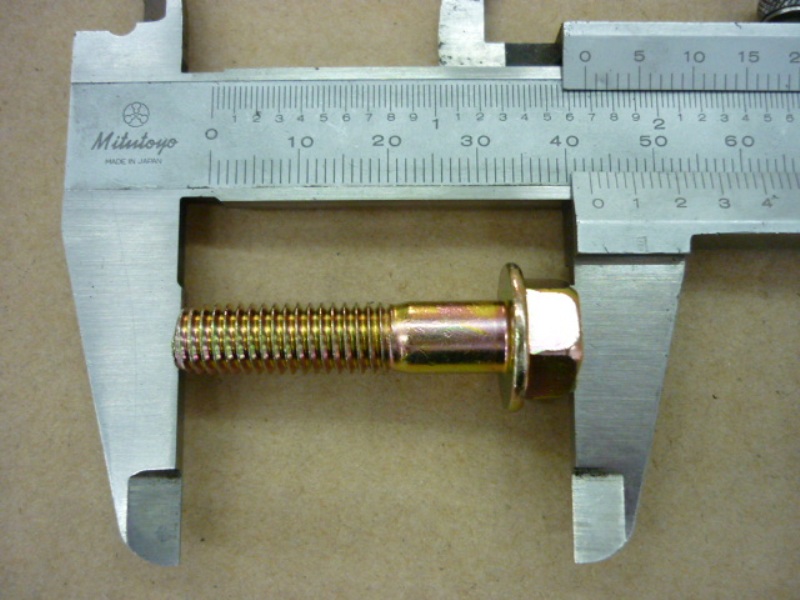 Винт с фланцем M8X35 SYM