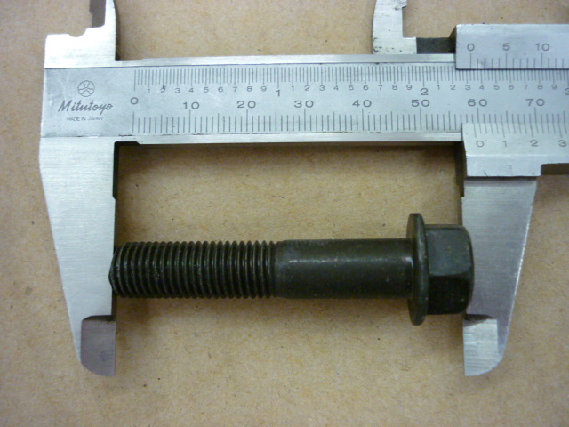 Винт с фланцем M10x50 SYM