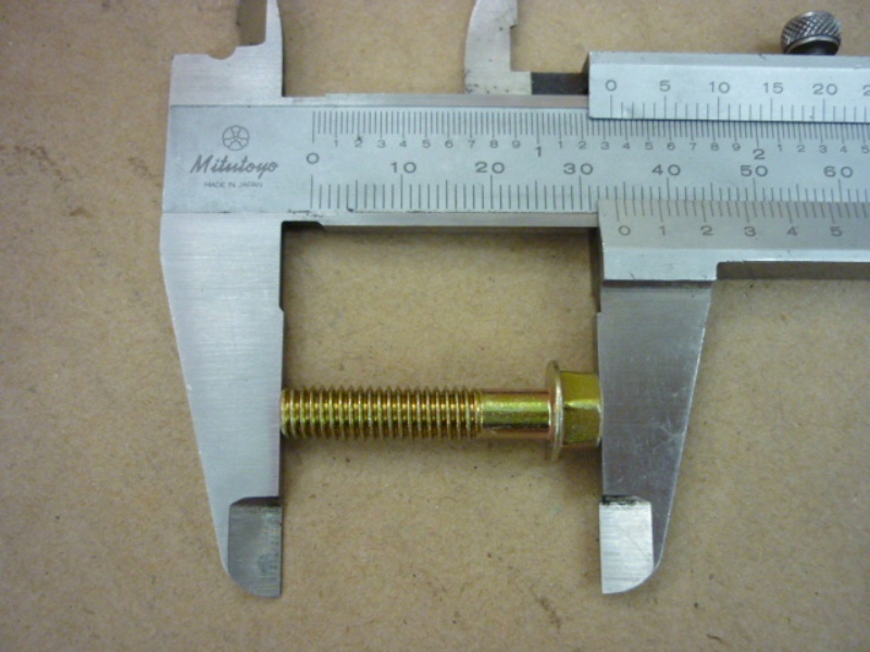 Винт с фланцем М6х28 SYM Allo 125 Jet 4 125 Symphony 125