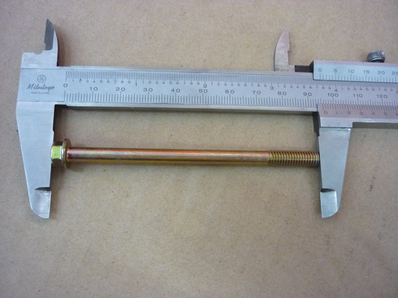 Болт с фланцем 6х110 SYM