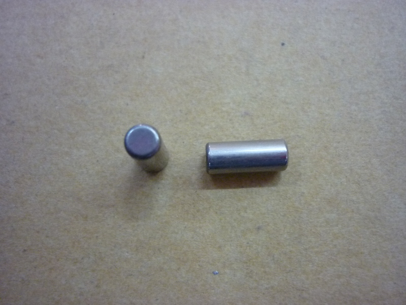 Ролик 4х10 SYM