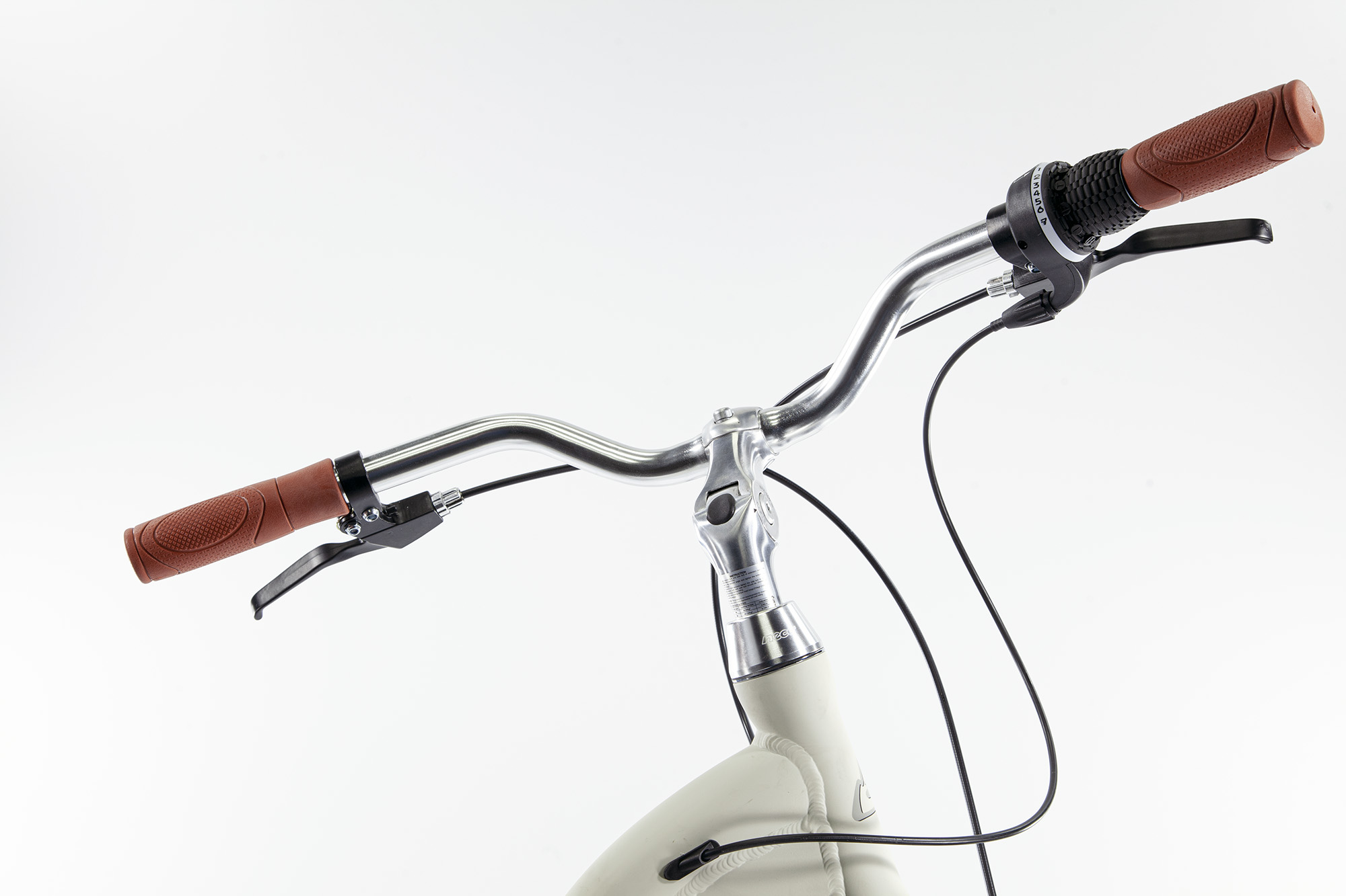 Велосипед Alpinebike Costa, М, 26", городской, 7 скоростей, белый