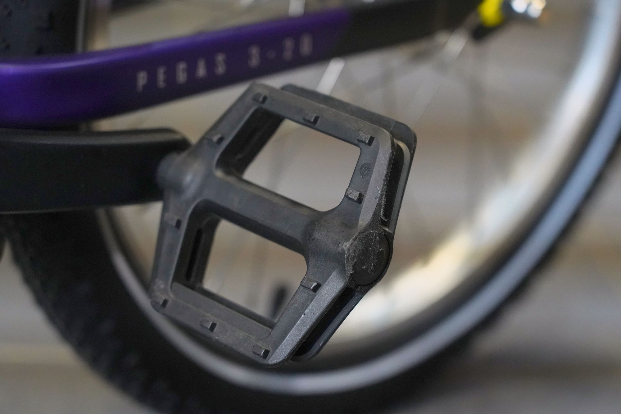 Велосипед детский Alpinebike Pegas 3-20 фиолетовый космос