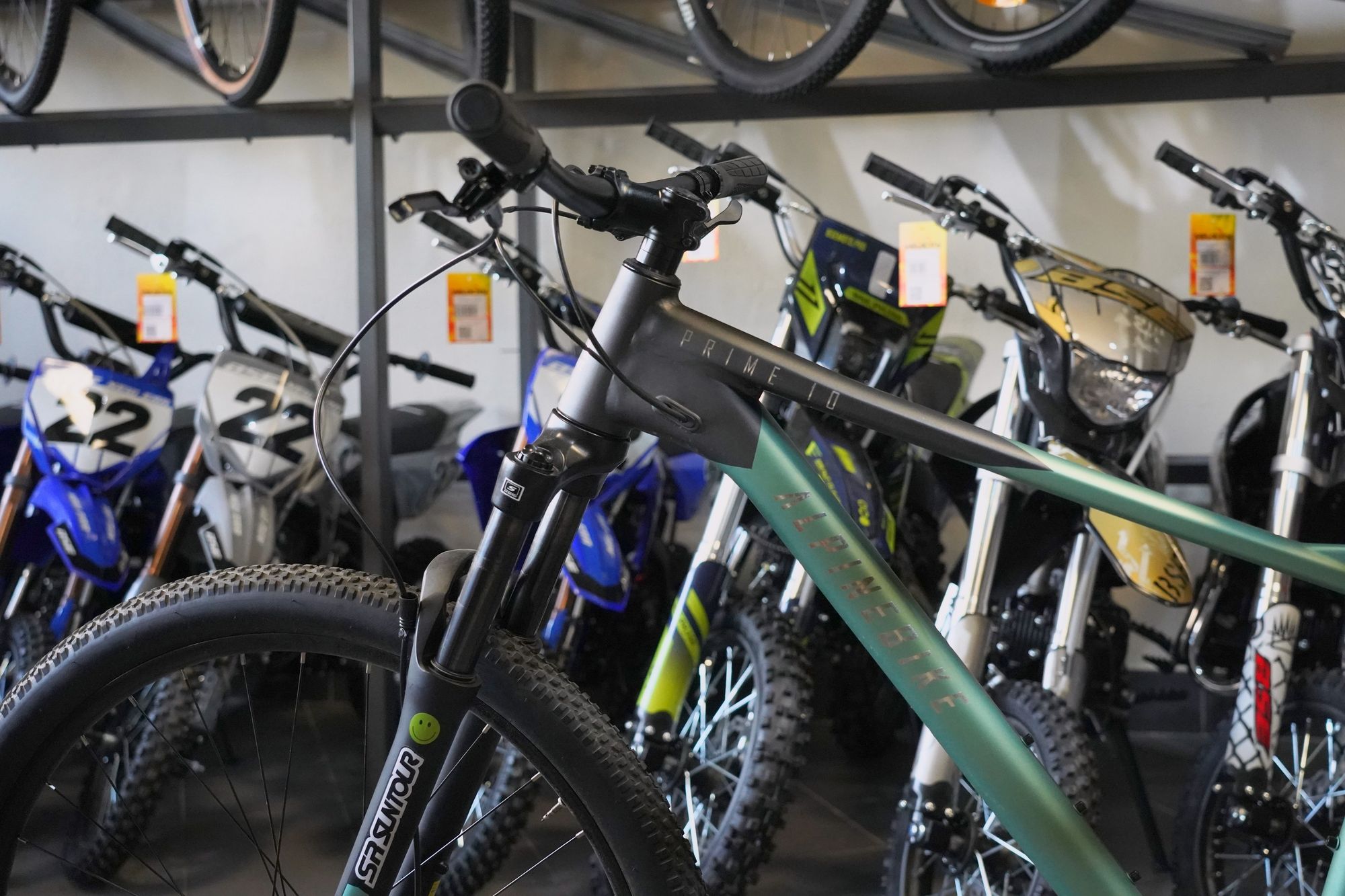 Велосипед горный Alpinebike Prime 10 размер L ett645 туманный зеленый
