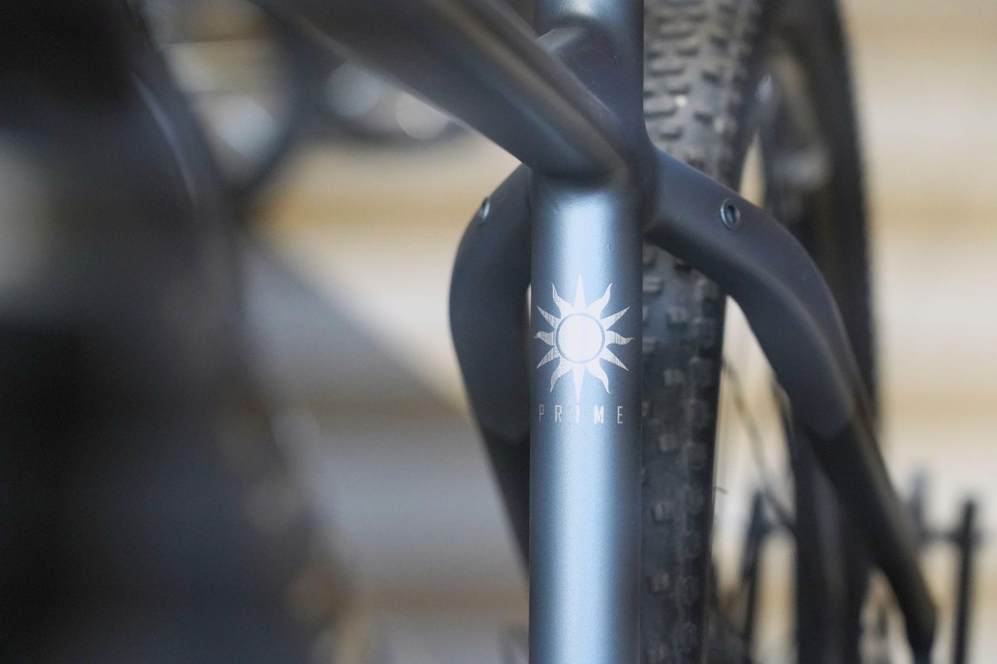 Велосипед горный Alpinebike Prime 11 размер L ett645 громовой серый