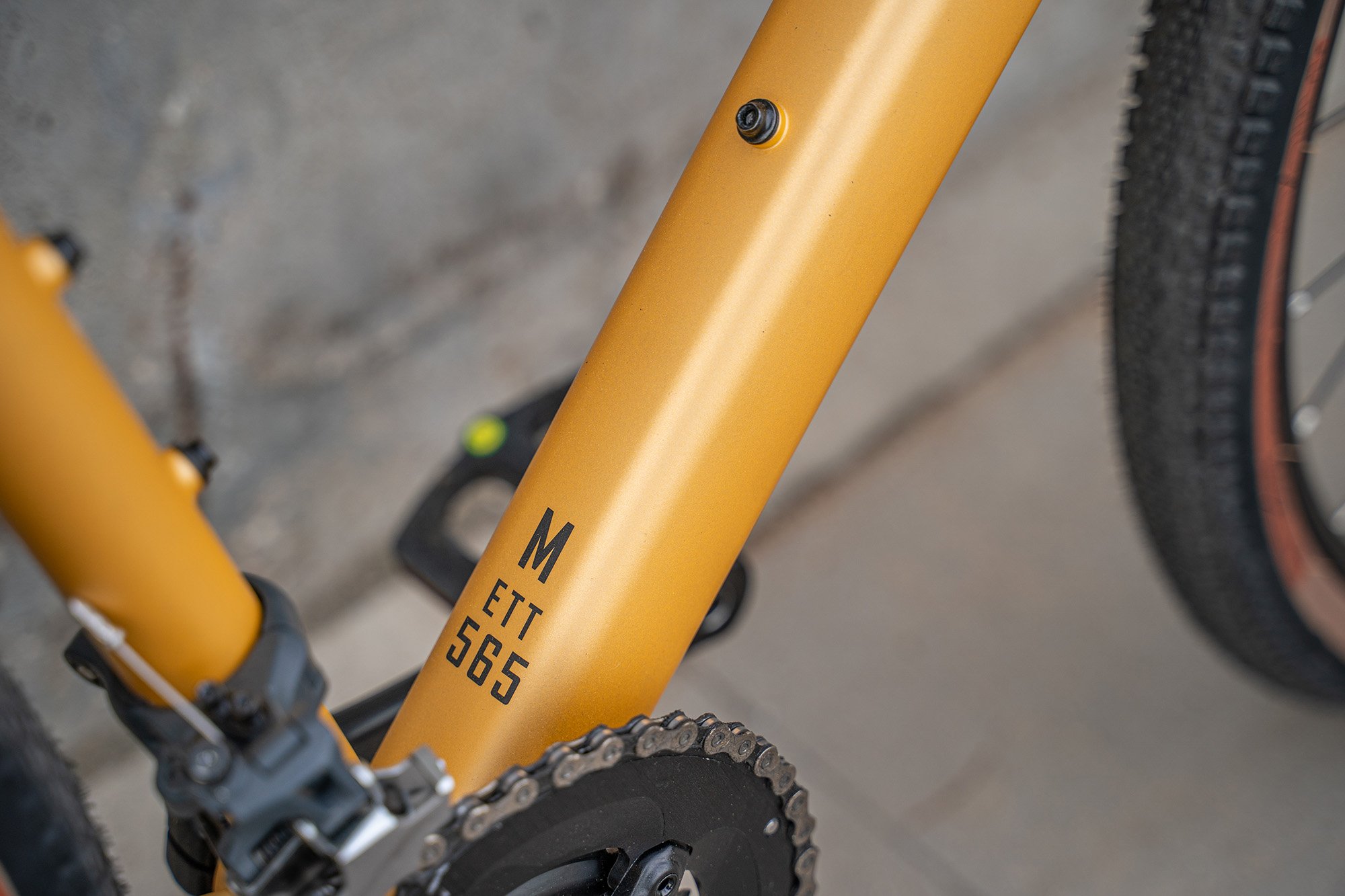 Велосипед гравийный Alpinebike Spirit 20 золотой песок