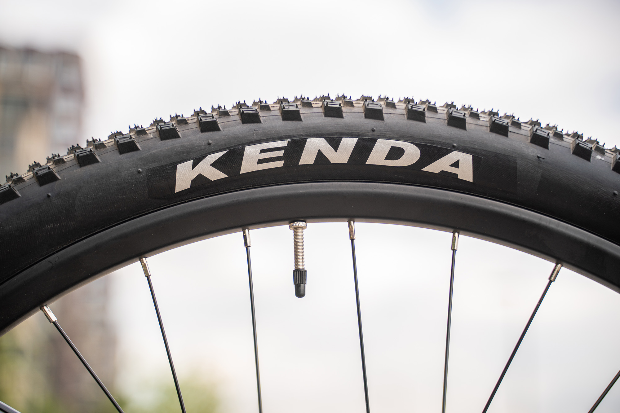 Велосипед горный Alpinebike Terra 9 белый мрамор