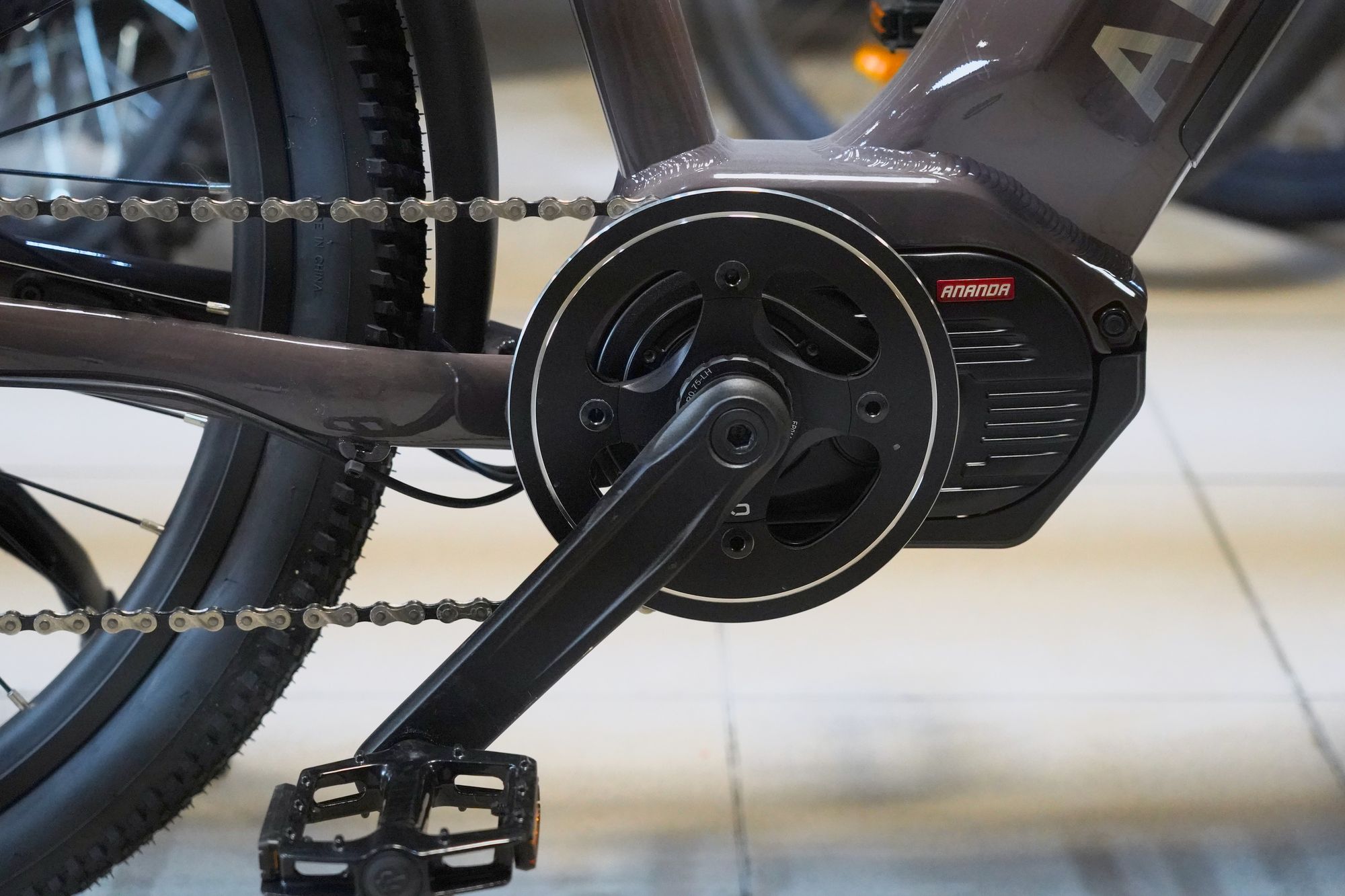 Велосипед электрогибрид Alpinebike Dammastock MTB+ размер L цвет Темный шоколад