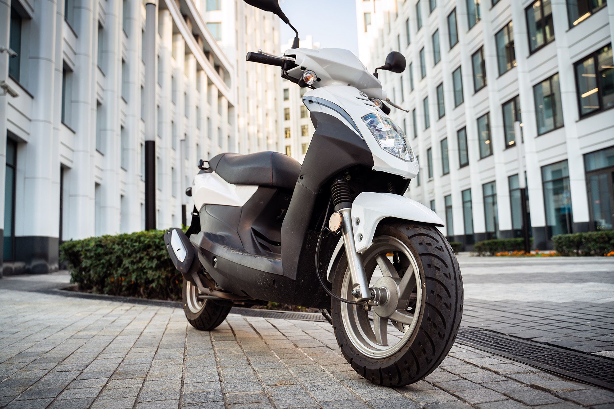 Скутер SYM Orbit 50 белый