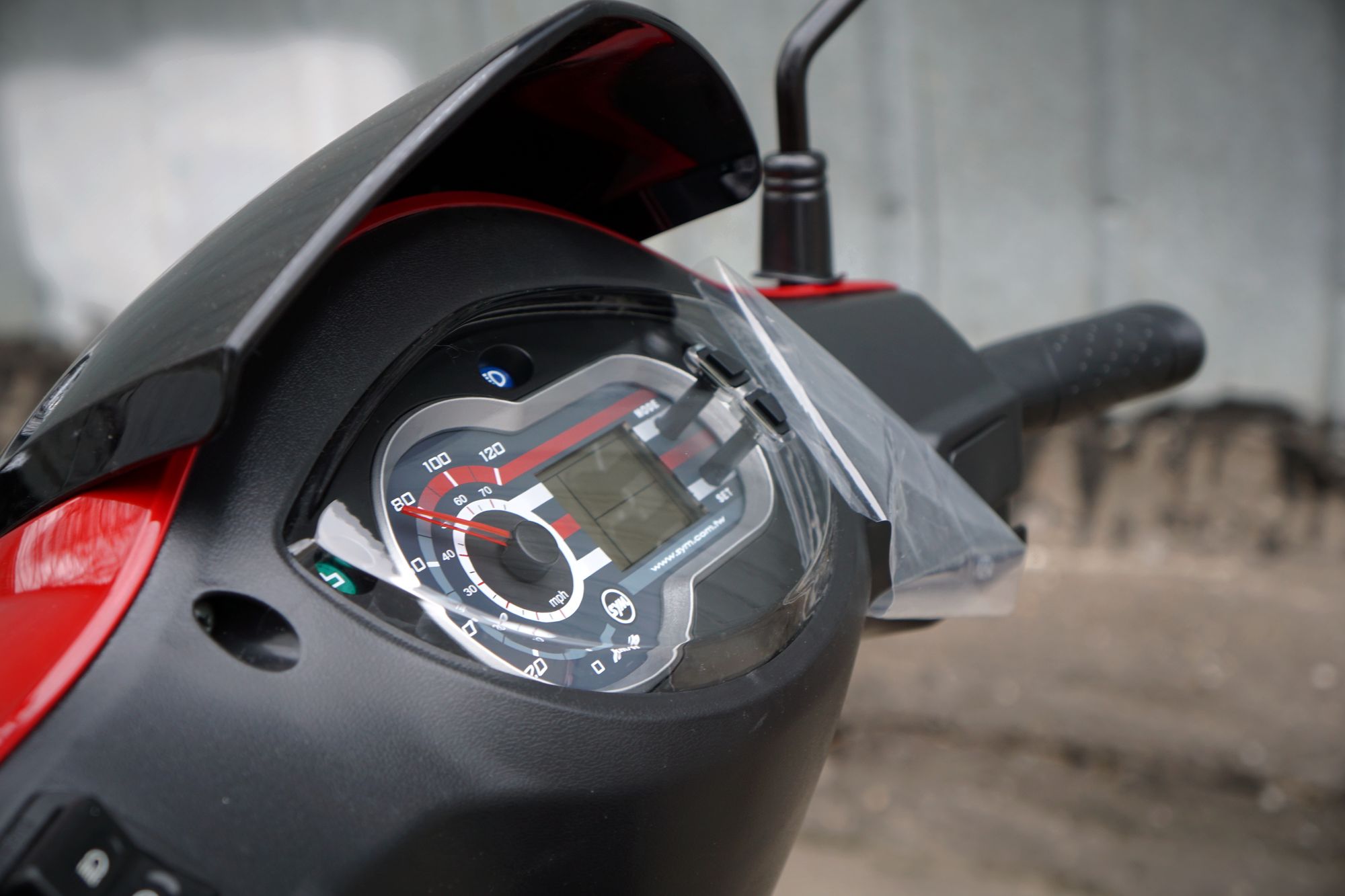 Скутер SYM Symphony SR 125  Красный