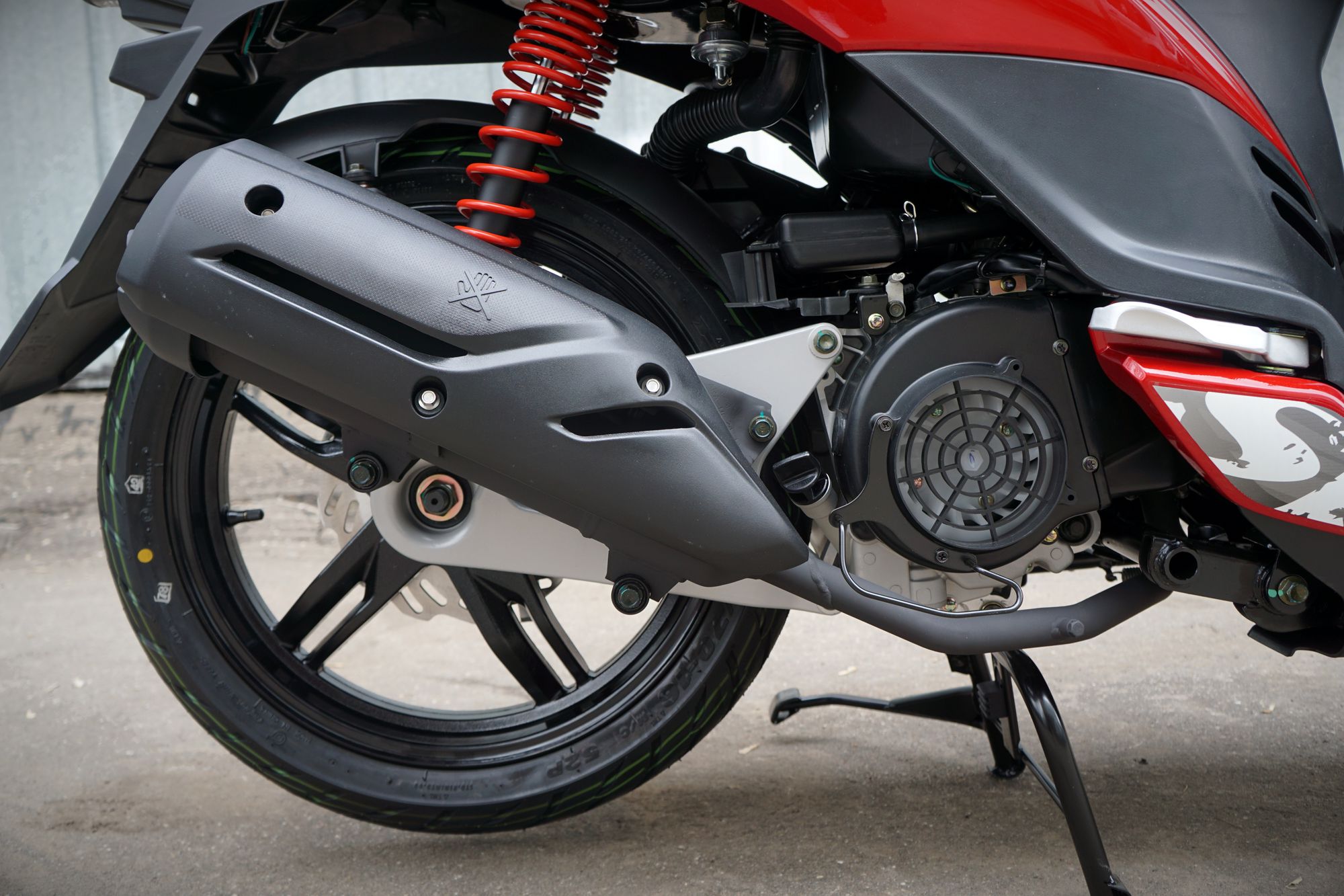 Скутер SYM Symphony SR 125  Красный