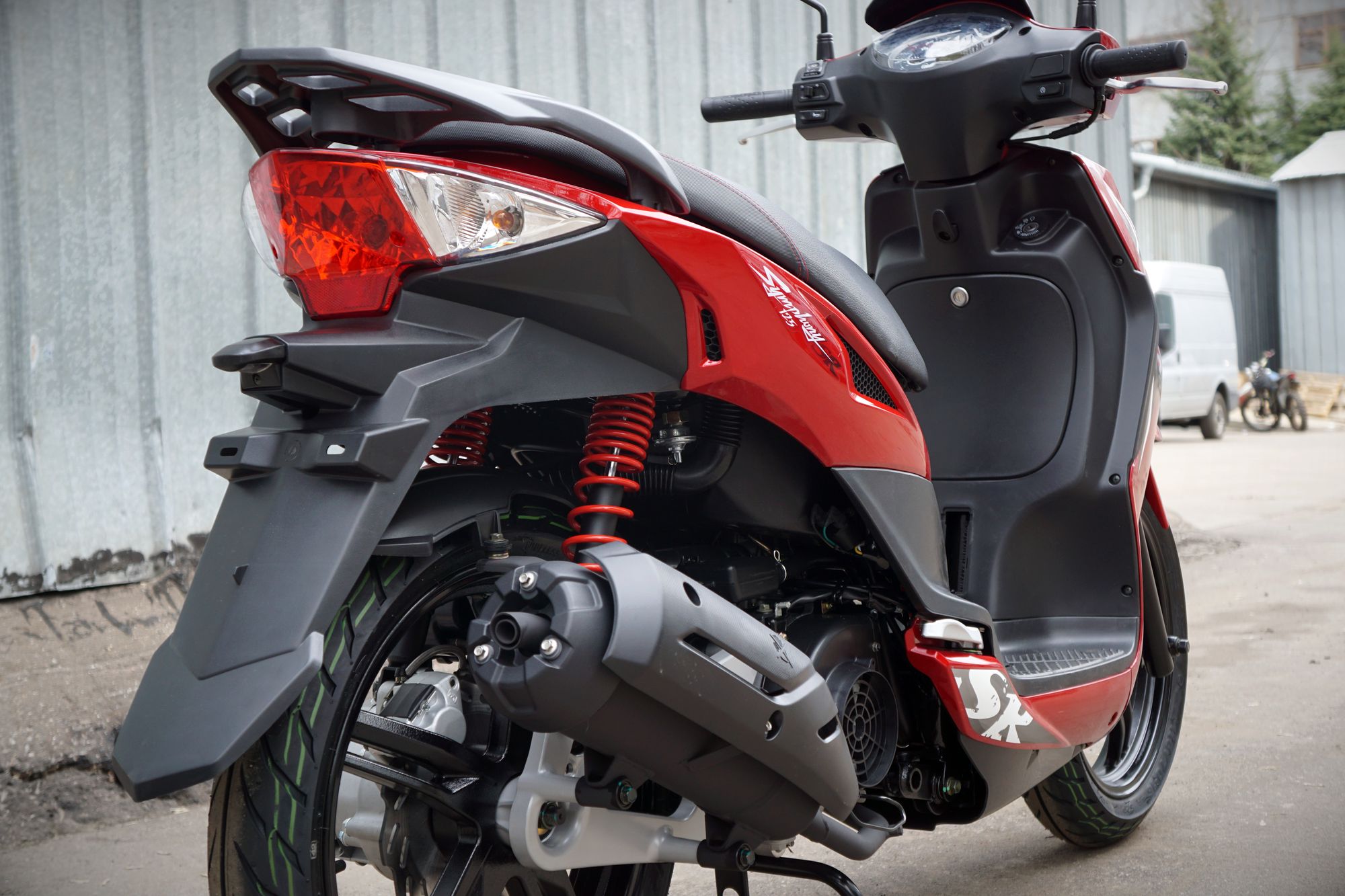 Скутер SYM Symphony SR 125  Красный