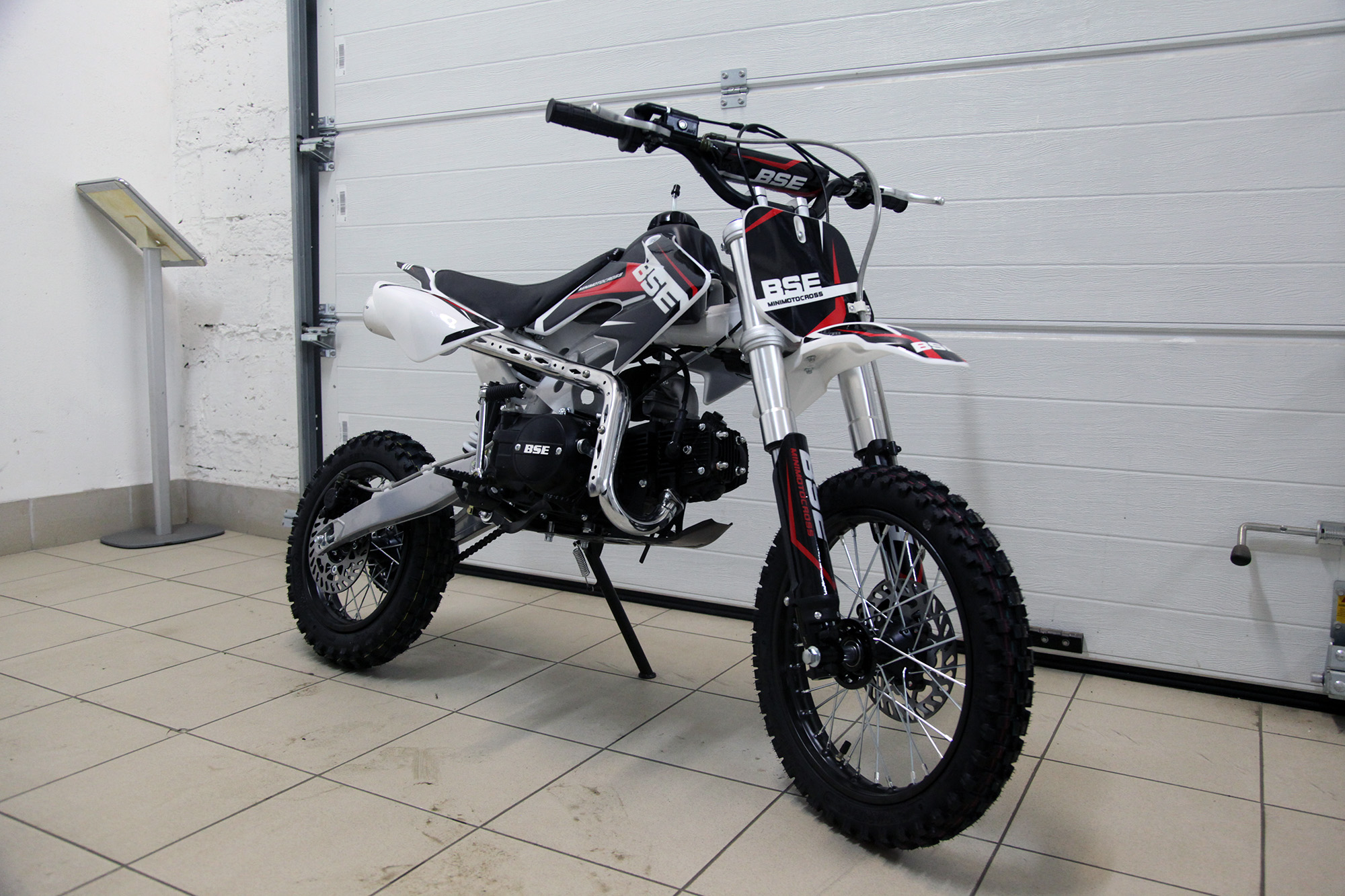 Питбайк BSE EVO 110 12/10 Red Blade 1