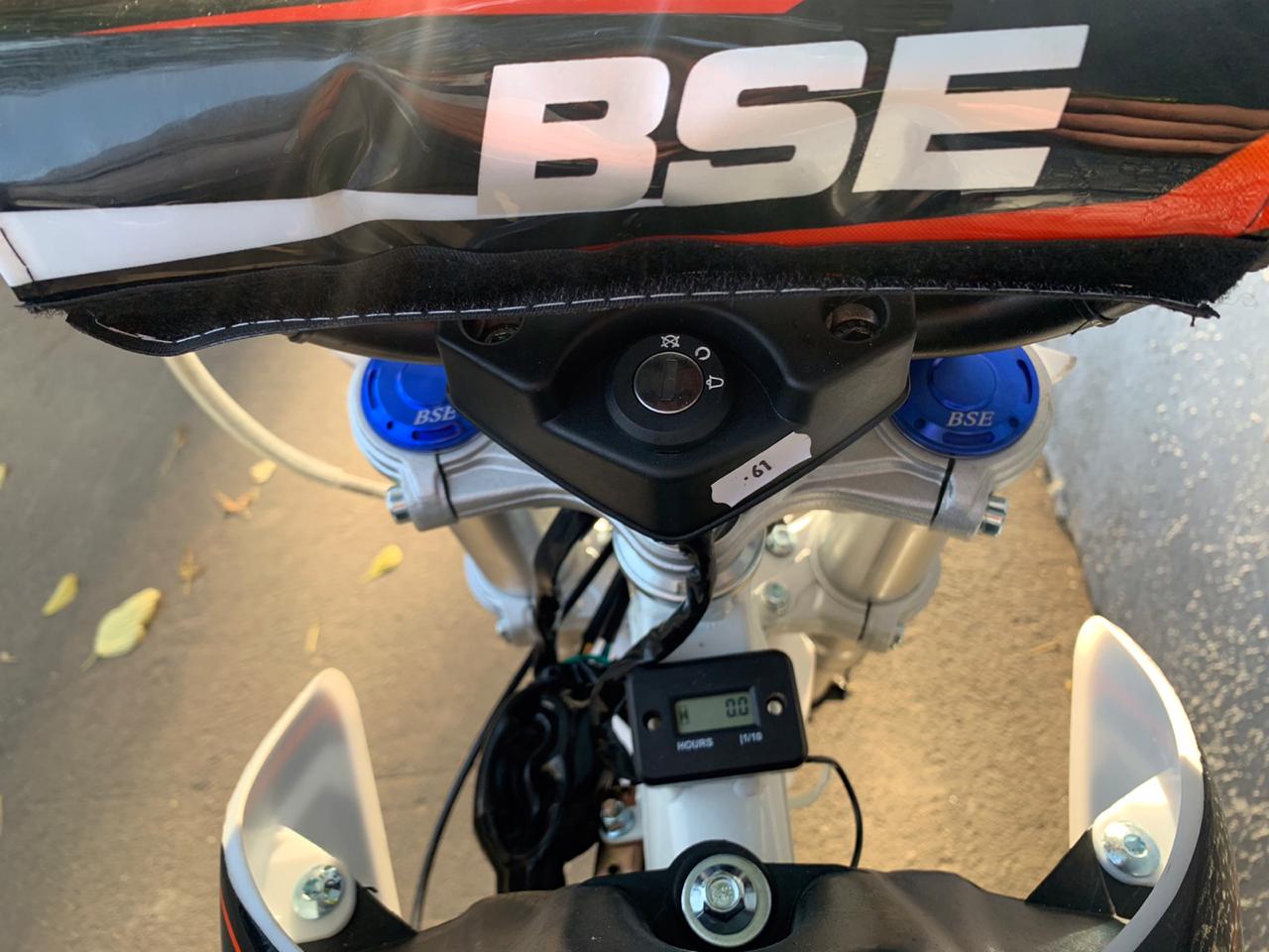 Питбайк BSE EVO 110 E SA 12/10 Red Blade 3 (Полуавтоматическая КПП)