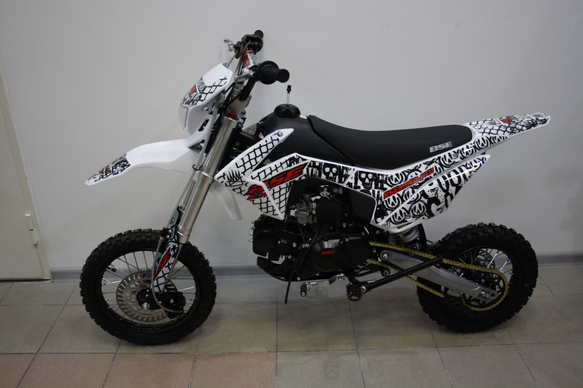Питбайк BSE EX 125e 14/12 Max13 White Red 2