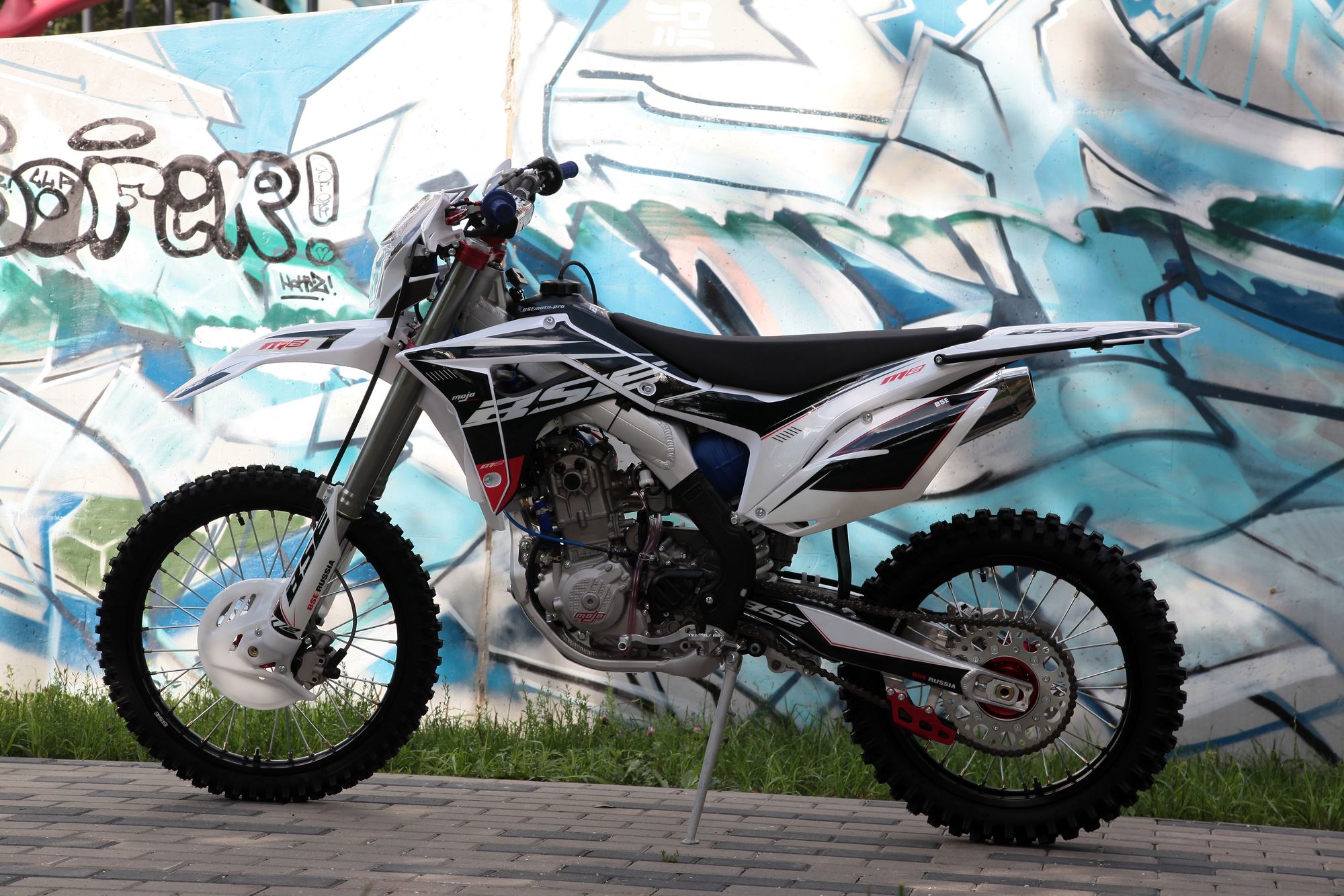 Эндуро / кроссовый мотоцикл BSE M2 Force White (2)