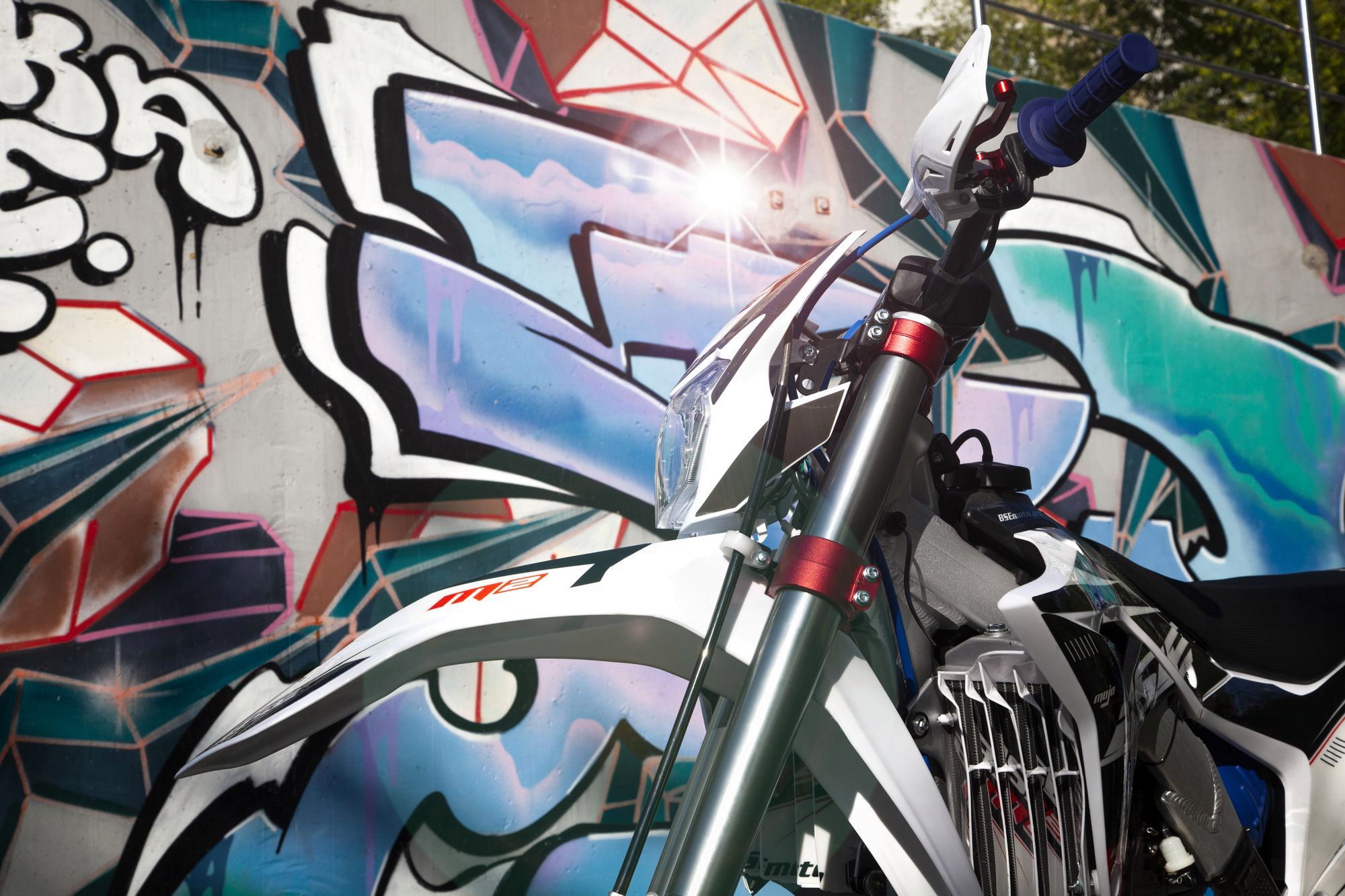 Эндуро / кроссовый мотоцикл BSE M2 Force White (2)