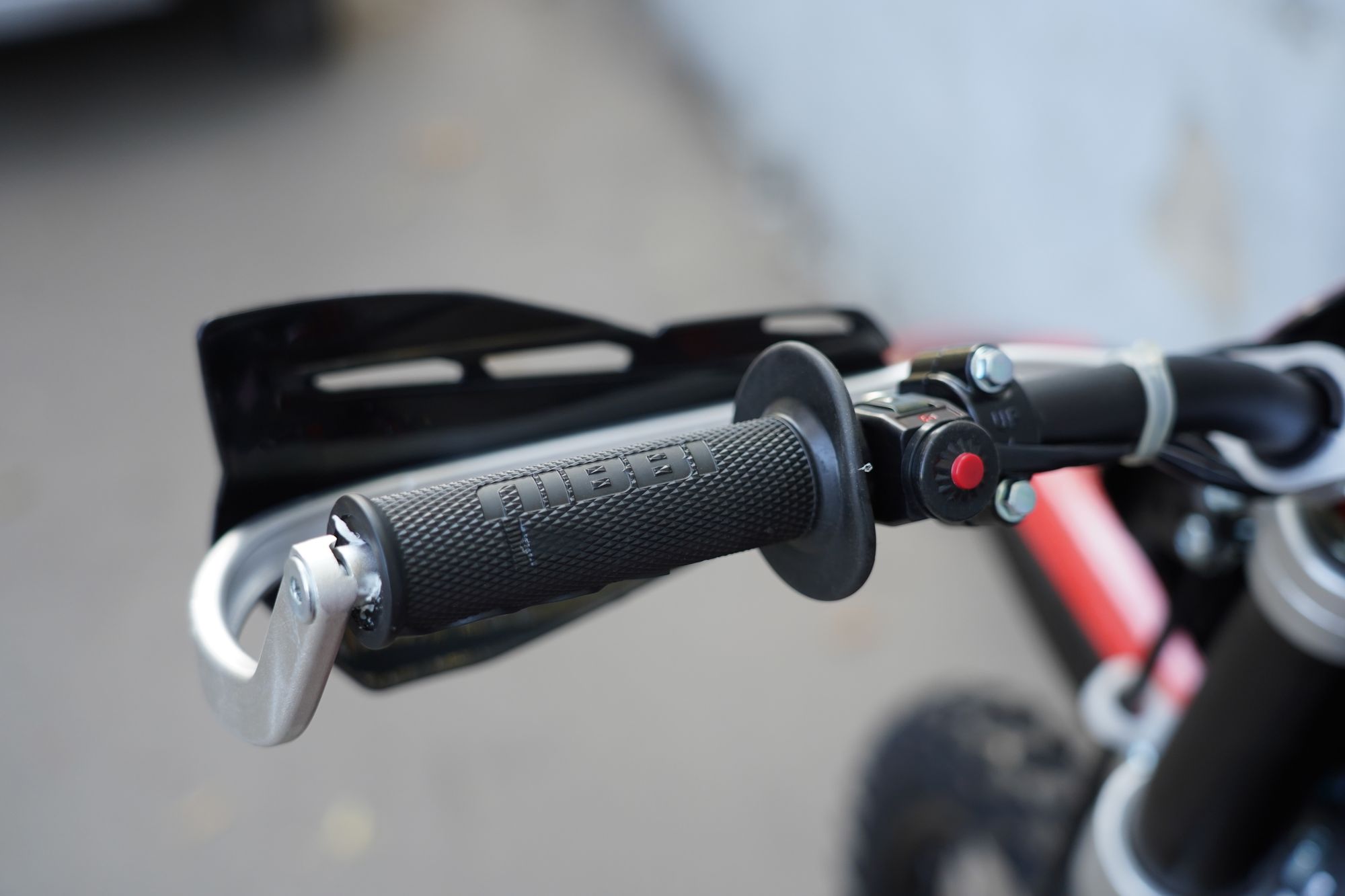 Эндуро / кроссовый мотоцикл BSE T4 Red (ZS172FMM-5)