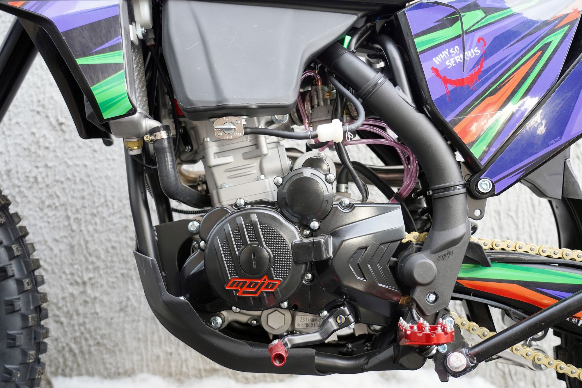 Эндуро / кроссовый мотоцикл BSE T7 Joker (ZS174-5А)