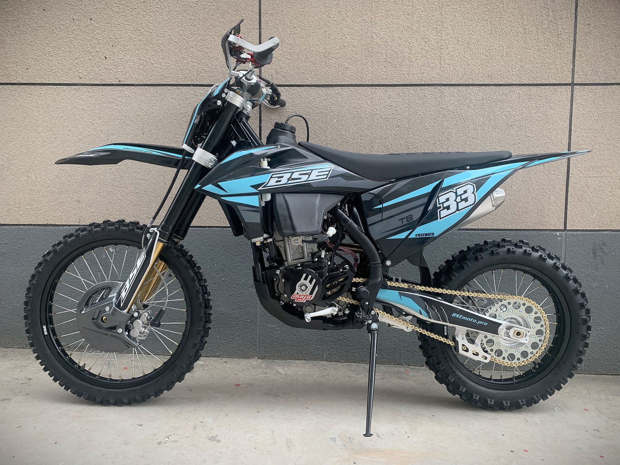 Эндуро / кроссовый мотоцикл BSE T8 Neon Blue (015)