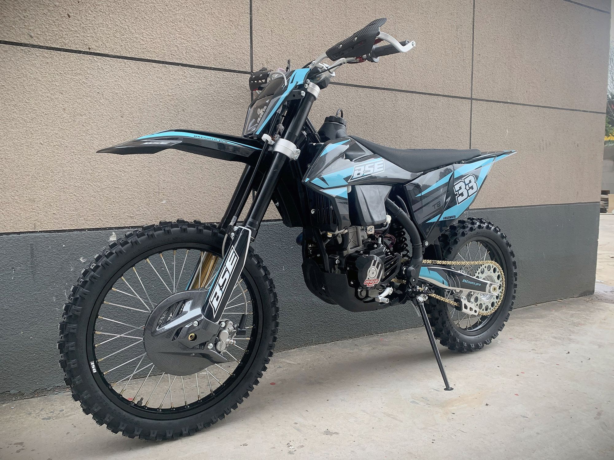 Эндуро / кроссовый мотоцикл BSE T8 Neon Blue (015)