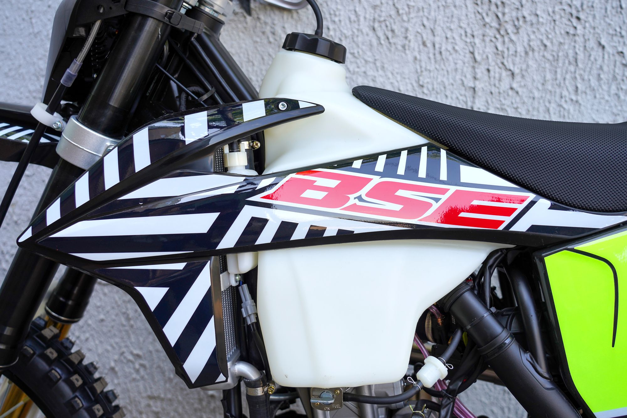 Эндуро / кроссовый мотоцикл BSE T8 Green Twister (015)