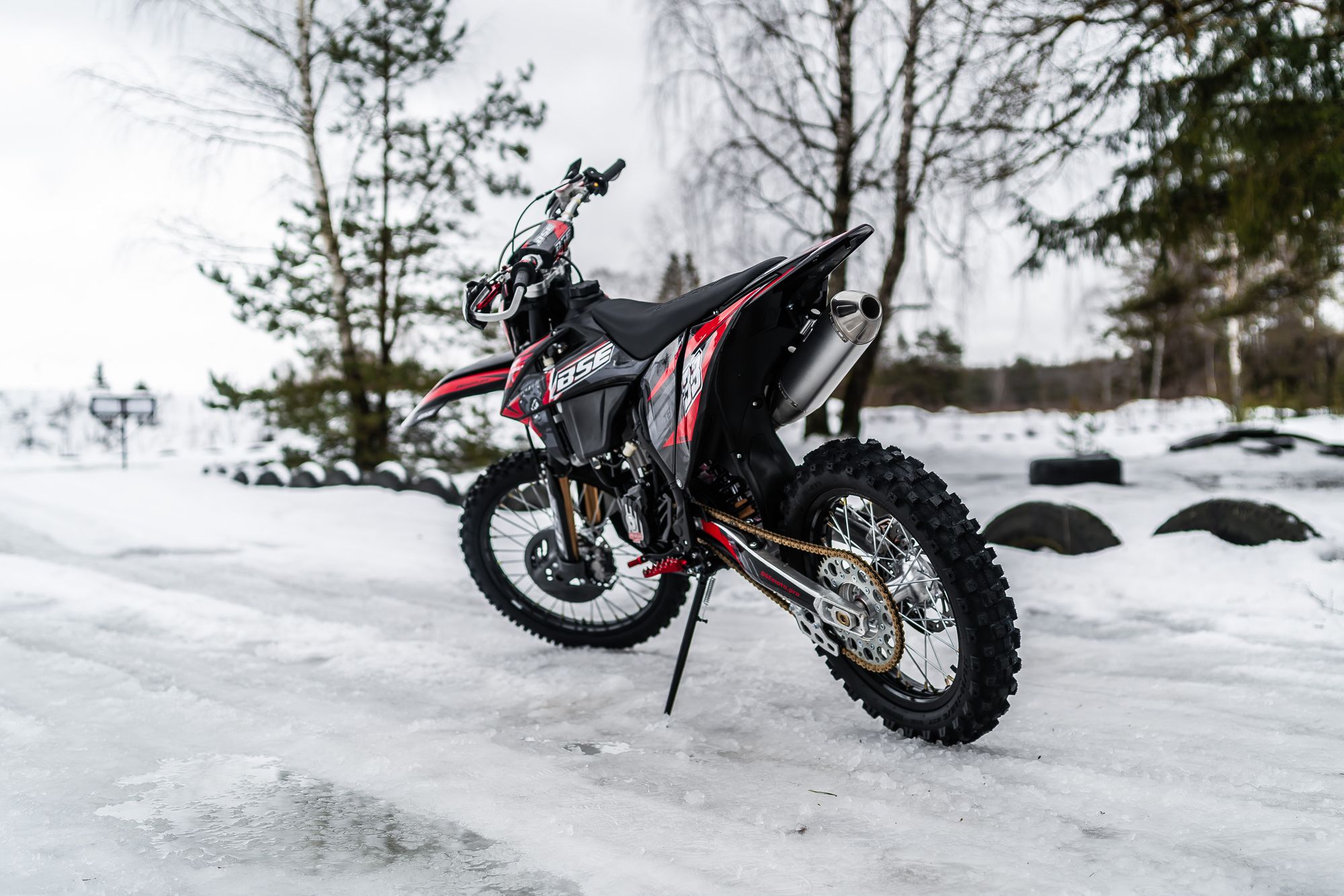 Эндуро / кроссовый мотоцикл BSE T8 Red Bear (015)