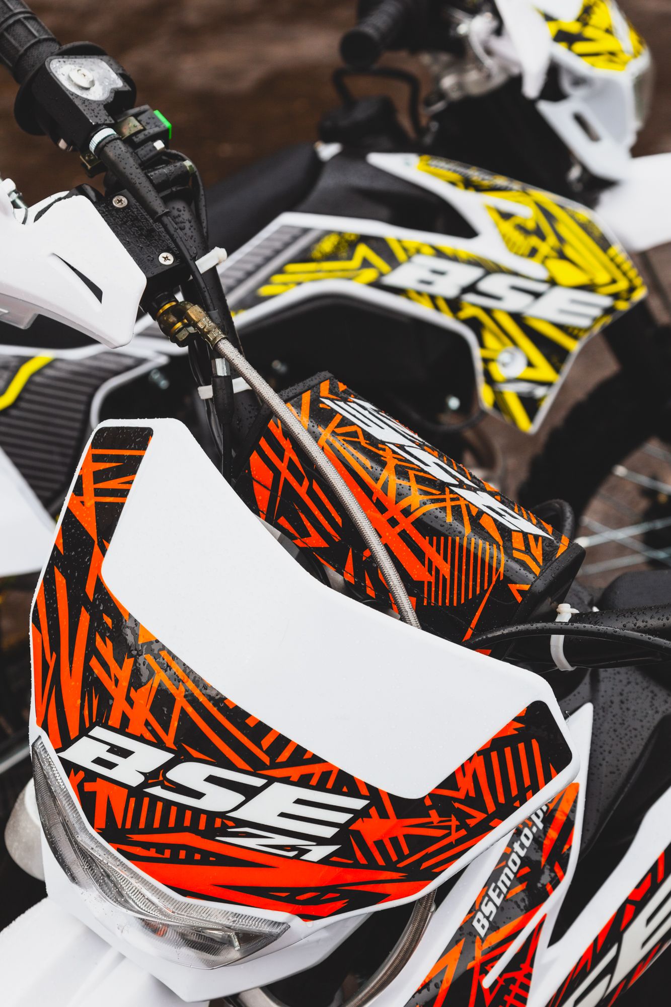 Кроссовый мотоцикл BSE Z1 150e 19/16 Zebra Orange 1