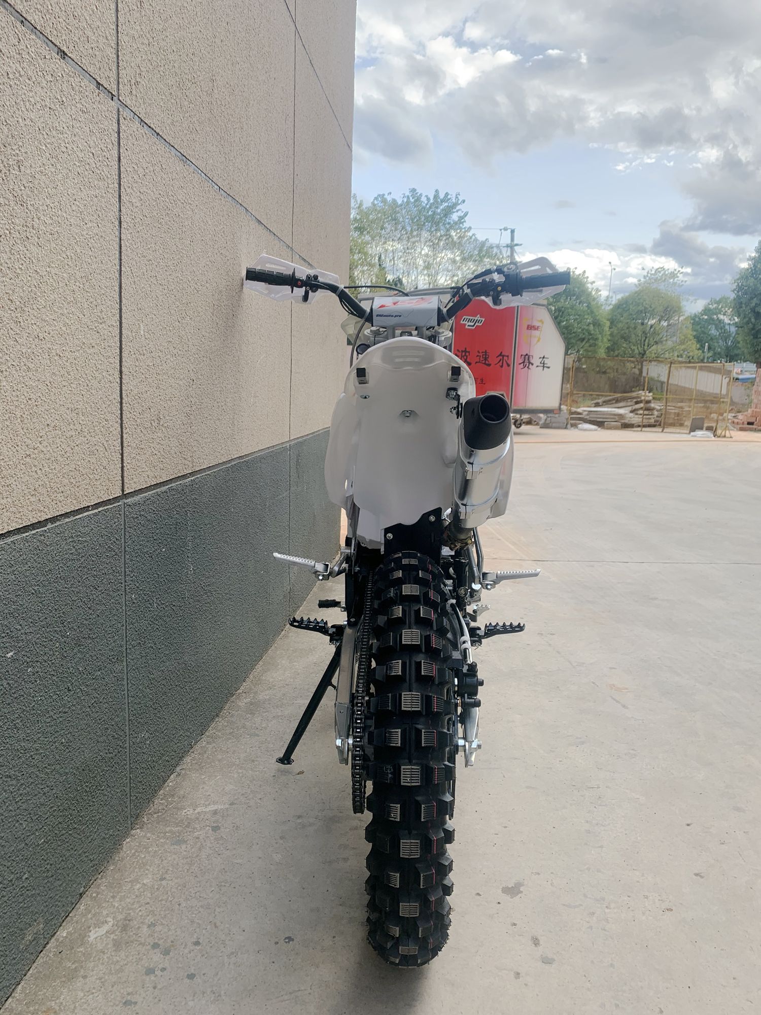 Эндуро / кроссовый мотоцикл BSE Z1 Atlas White (025)