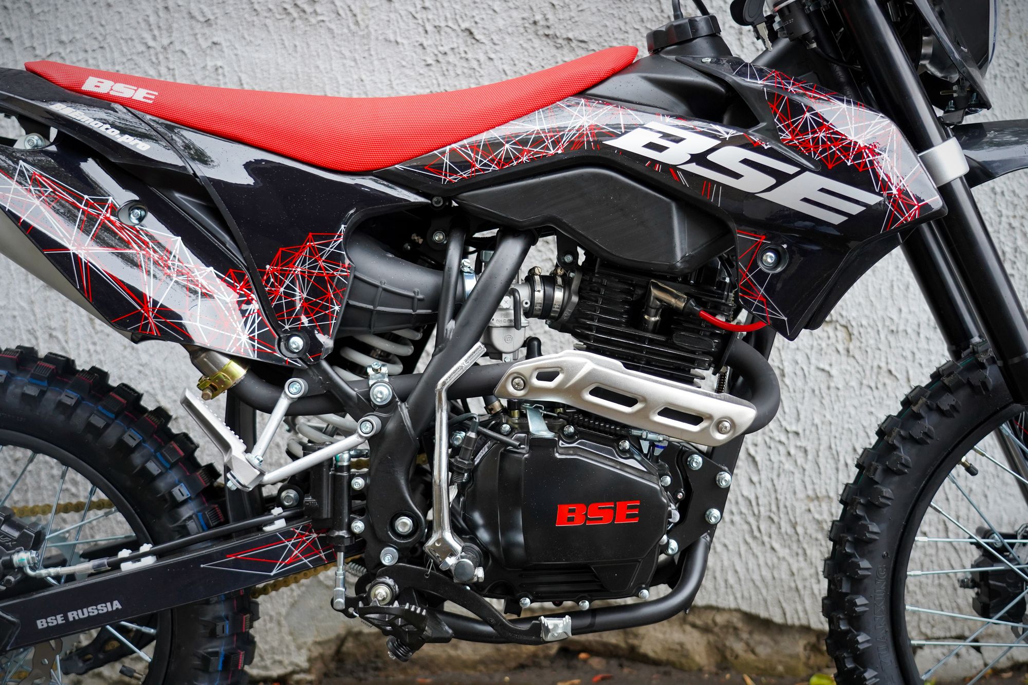 Мотоцикл BSE Z1 Y Gliter Black (035)