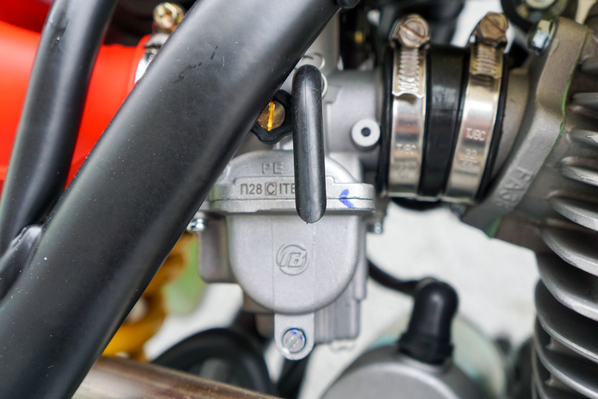 Эндуро / кроссовый мотоцикл BSE Z2 21/18 Roqvi Green (015)