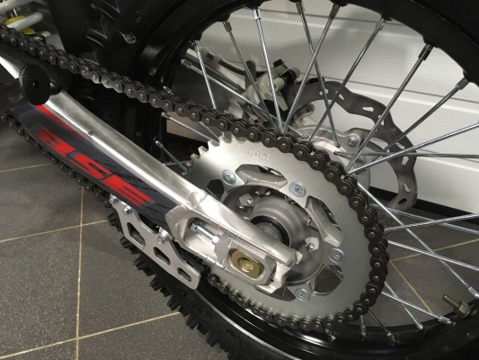 Кроссовый мотоцикл BSE Z3 250e Red Black 19/16