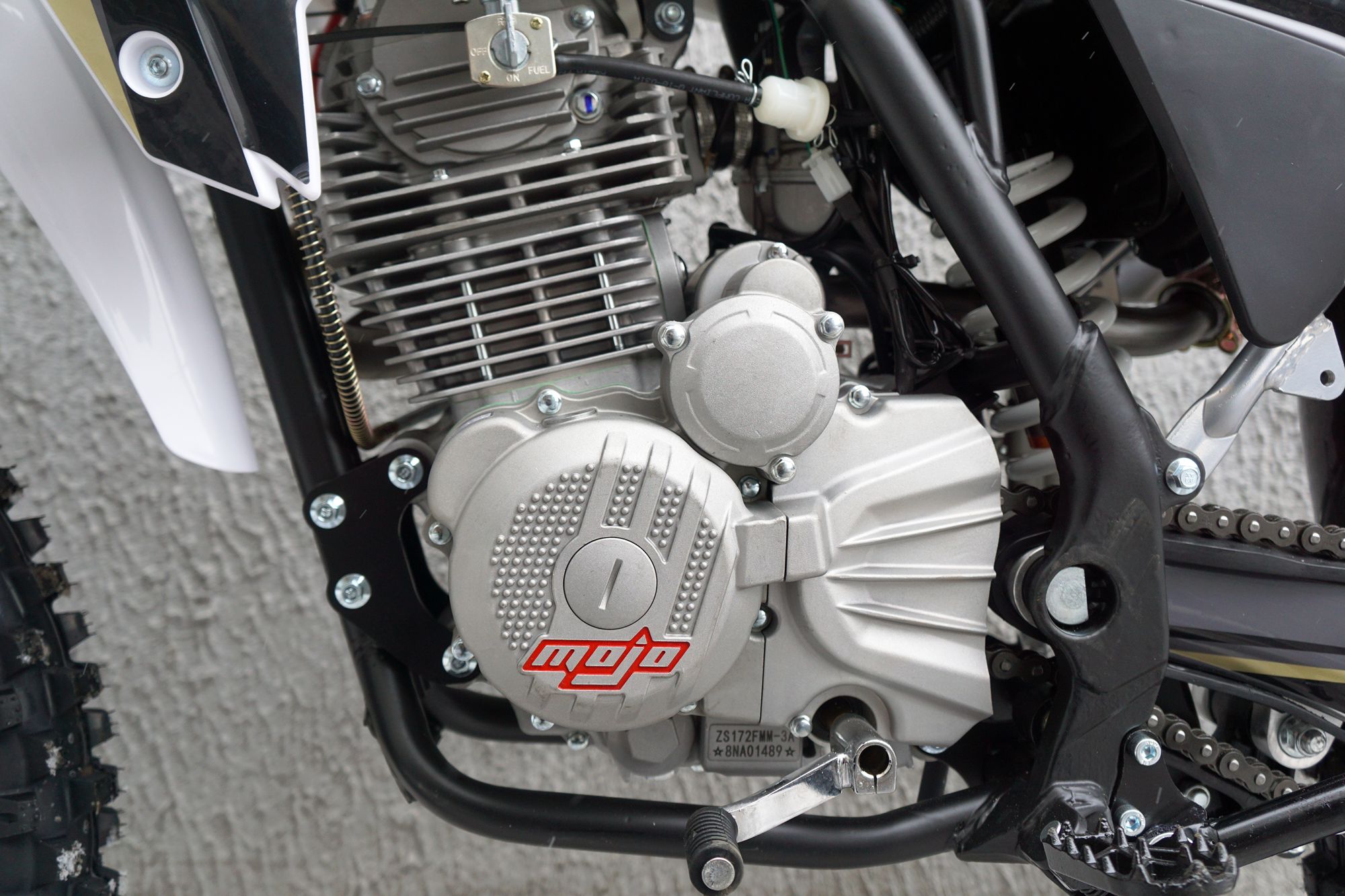 Эндуро / кроссовый мотоцикл BSE Z3 21/18 Gold Black (125)