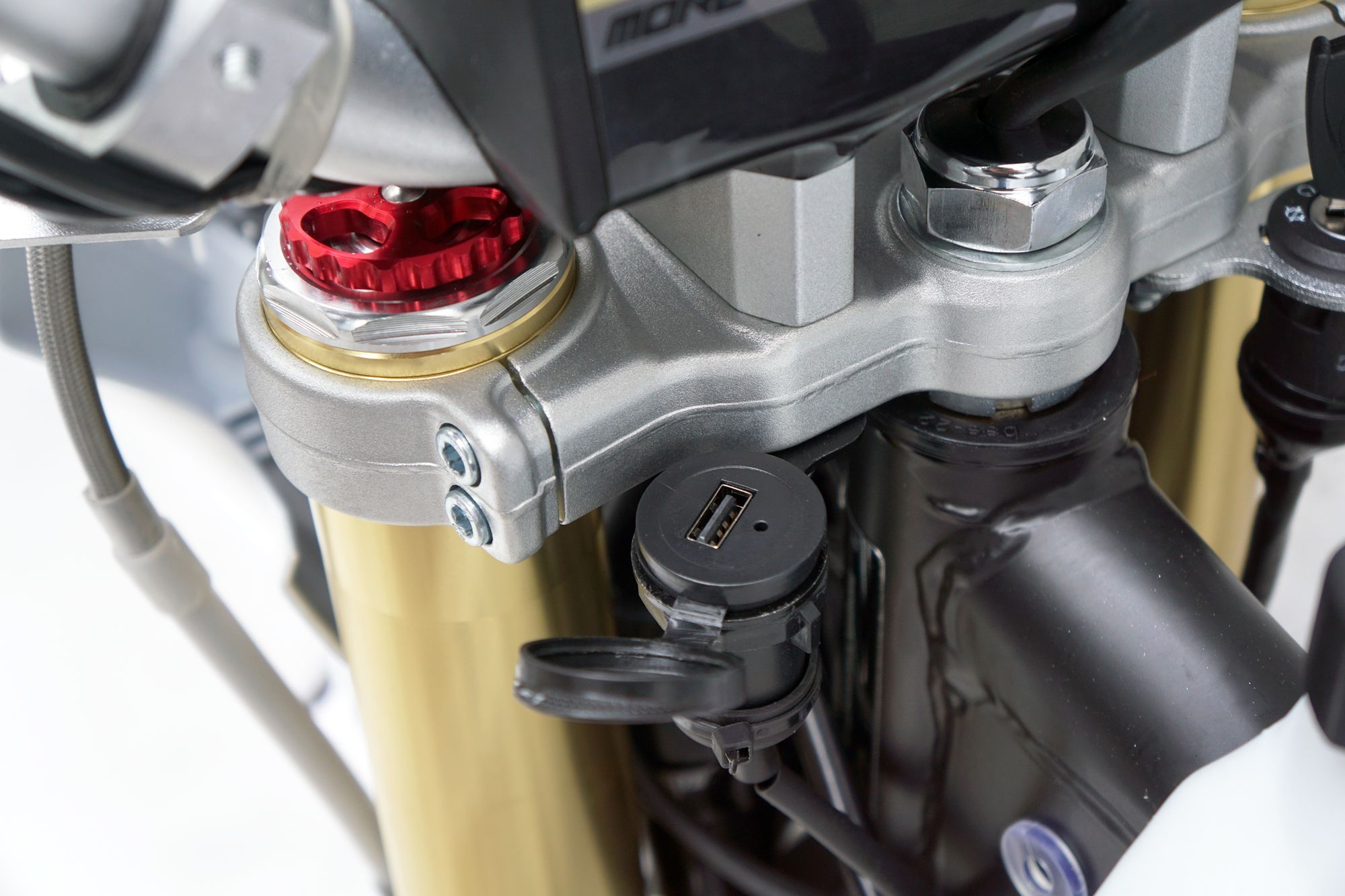 Эндуро / кроссовый мотоцикл BSE Z3 21/18 Gold Black (125)