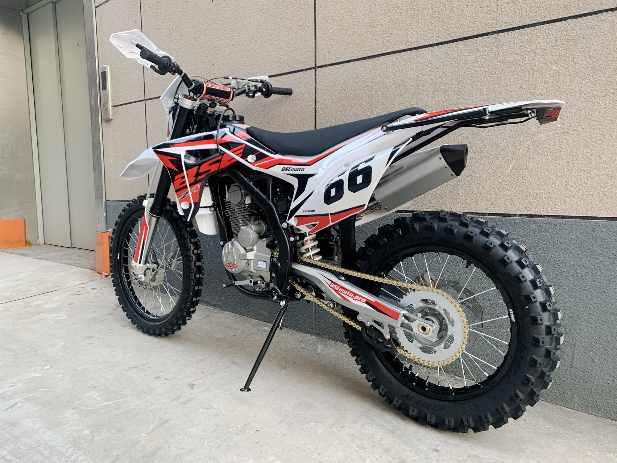 Эндуро / кроссовый мотоцикл BSE Z4 Red 66 (015)