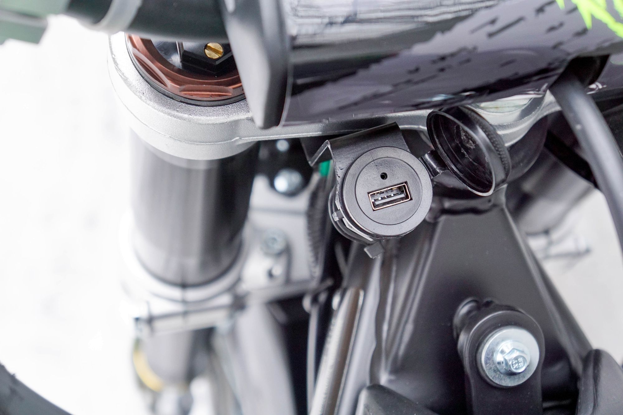 Эндуро / кроссовый мотоцикл BSE Z5 Neon Black