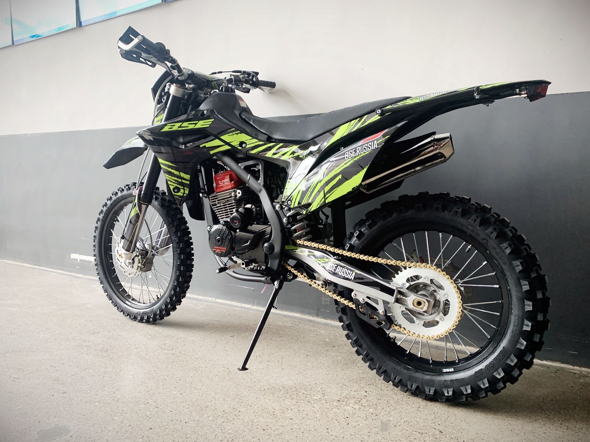 Эндуро / кроссовый мотоцикл BSE Z5 Neon Black (120)