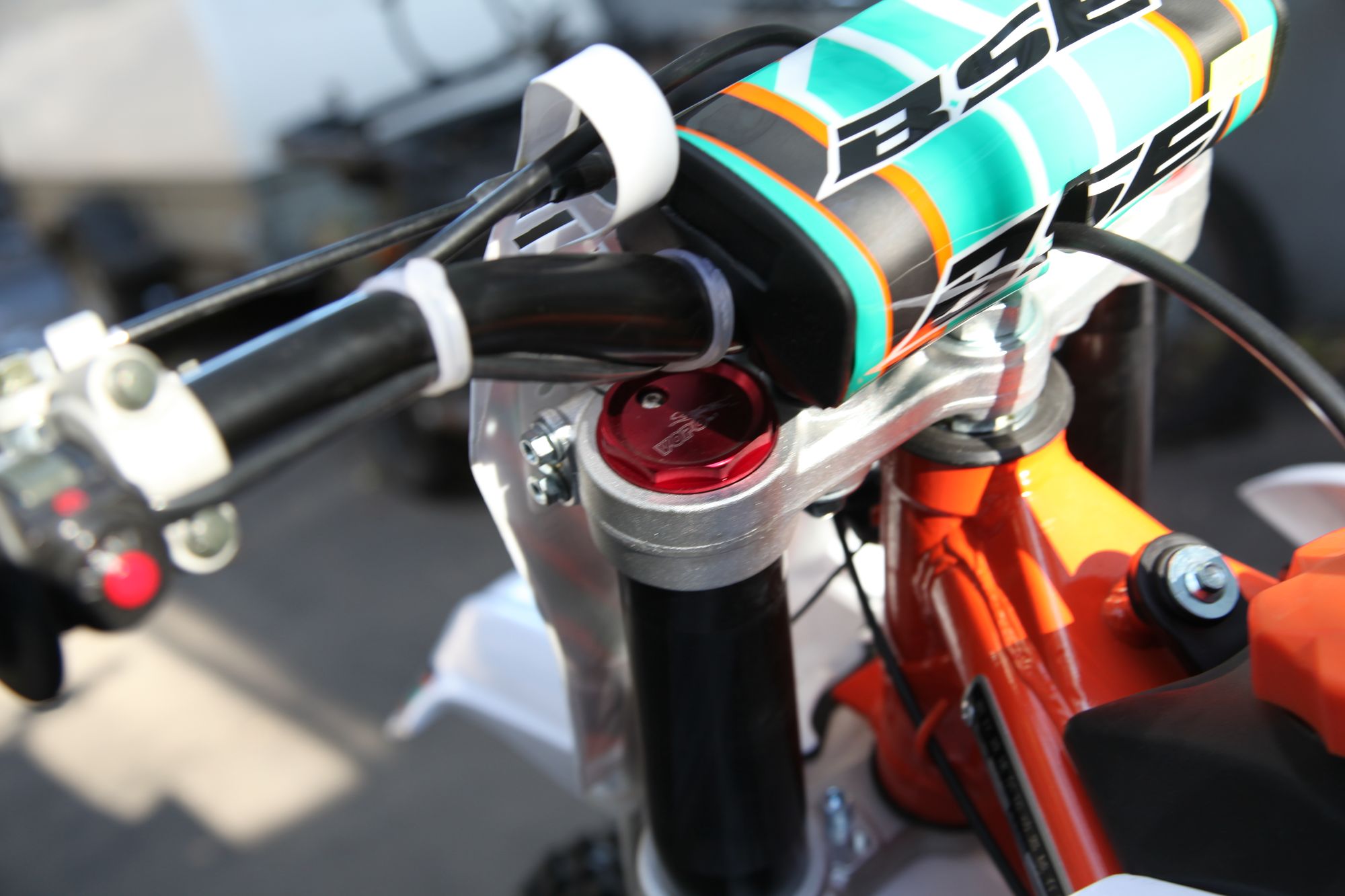 Кроссовый мотоцикл BSE Z6 250e 21/18 3