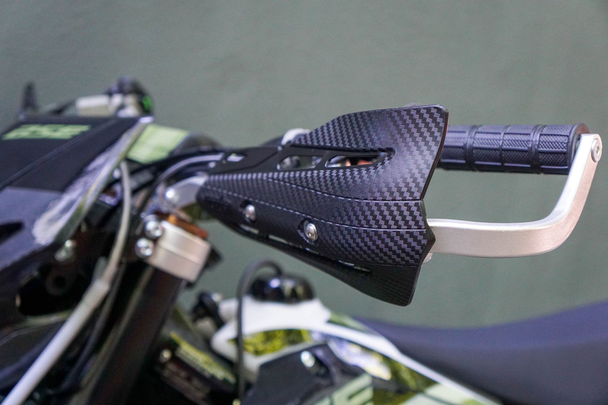 Эндуро / кроссовый мотоцикл BSE Z6 Camo Green (010)