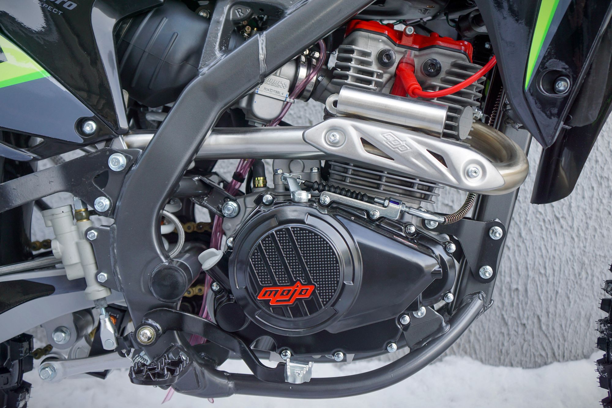 Эндуро / кроссовый мотоцикл BSE Z6 Neon Track (025)