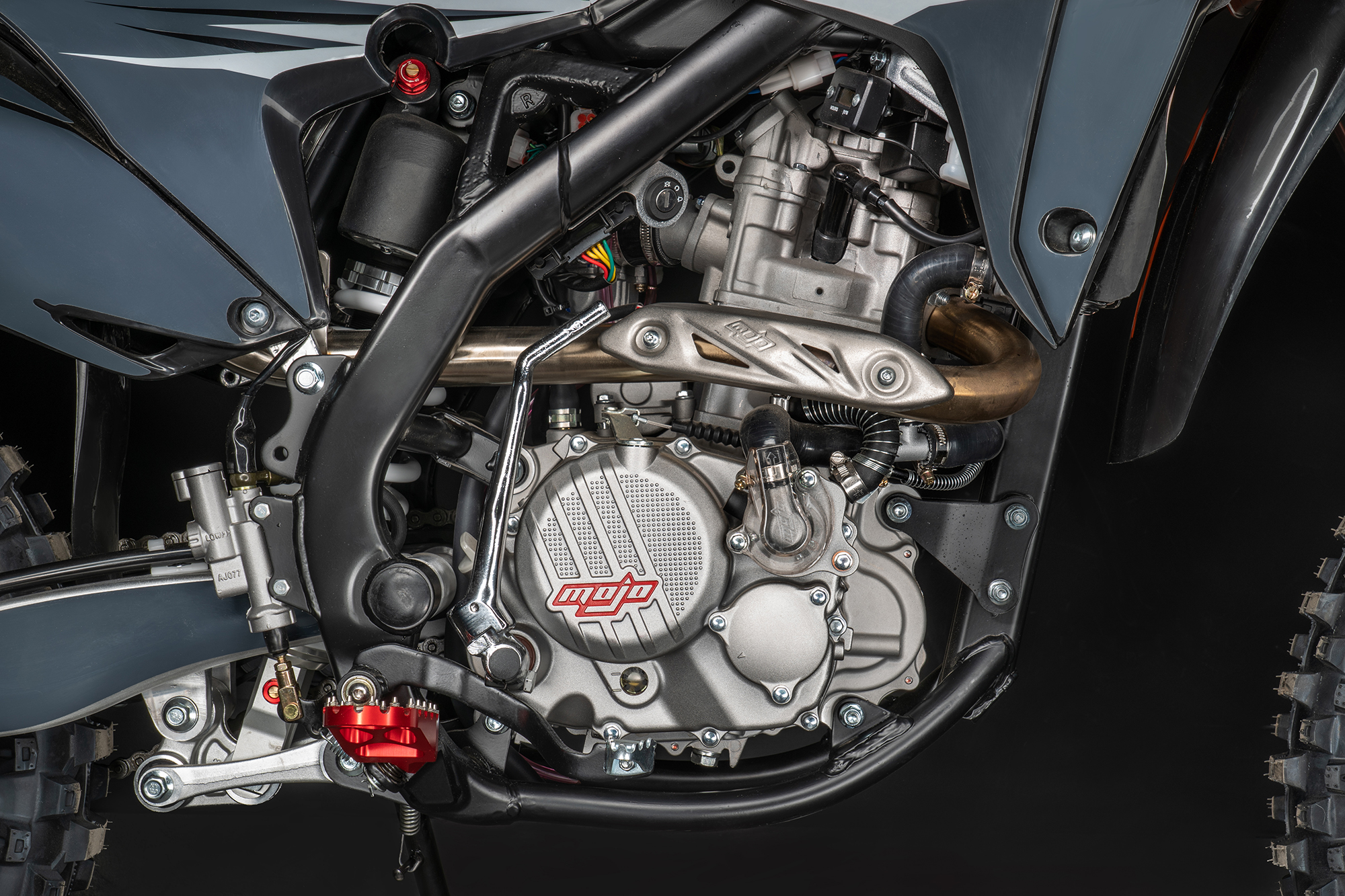 Эндуро / кроссовый мотоцикл BSE Z7 Orange Neon (ZS174MN-3)